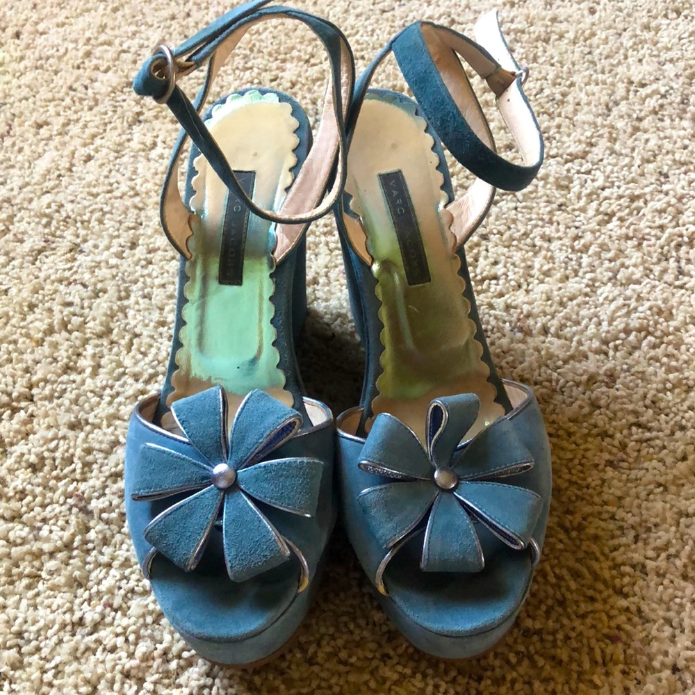 Marc Jacobs blue suede wedge